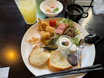 朝食ビュッフェ